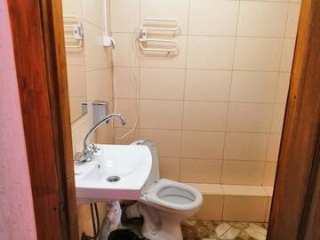 Фото номера Трехместный номер эконом-класса Хостелы Эпл Хостел г. Львов 4