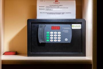 Фото номера Улучшенный двухместный номер с 1 кроватью или 2 отдельными кроватями Отель Отель Соната г. Львов 9