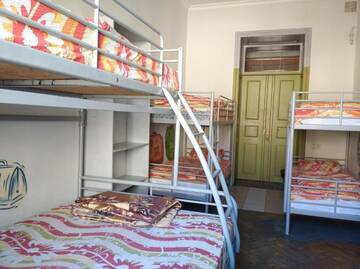 Фото номера Односпальная кровать в общем номере с 6 кроватями Отель Mister Econom Hotel г. Львов 3