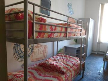 Фото номера Односпальная кровать в общем номере с 6 кроватями Отель Mister Econom Hotel г. Львов 4