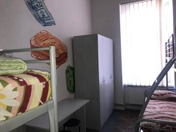 Фото номера Односпальная кровать в общем номере с 6 кроватями Отель Mister Econom Hotel г. Львов 7