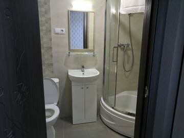 Фото номера Улучшенный двухместный номер с 2 отдельными кроватями Отель Пальма г. Львов 6