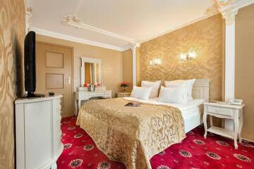 Фото номера Суперлюкс Отель Conference Hotel Suputnyk г. Львов 5