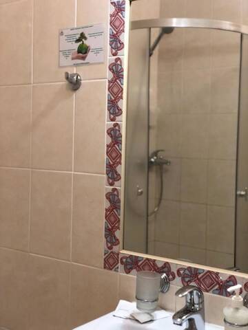 Фото номера Одноместный номер эконом-класса Отель Hotel Leotel г. Львов 3