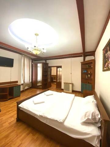 Фото номера Апартаменты с душем Апартаменты Apartment on Svobody 7 г. Львов 75