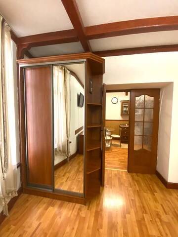 Фото номера Апартаменты с душем Апартаменты Apartment on Svobody 7 г. Львов 77