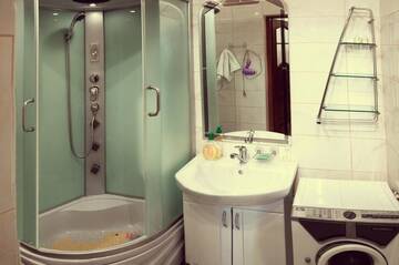 Фото номера Апартаменты с душем Апартаменты Apartment on Svobody 7 г. Львов 49