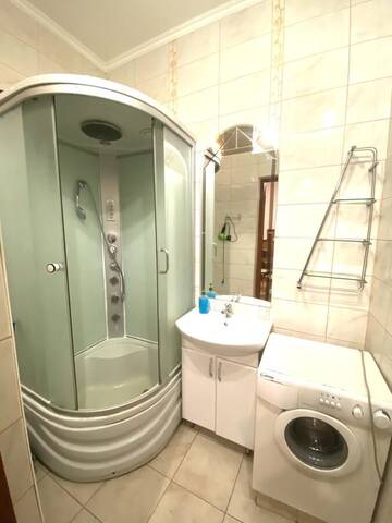 Фото номера Апартаменты с душем Апартаменты Apartment on Svobody 7 г. Львов 12