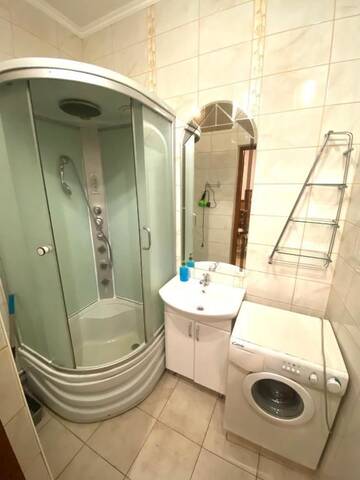 Фото номера Апартаменты с душем Апартаменты Apartment on Svobody 7 г. Львов 86