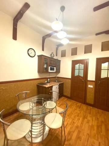 Фото номера Апартаменты с душем Апартаменты Apartment on Svobody 7 г. Львов 66