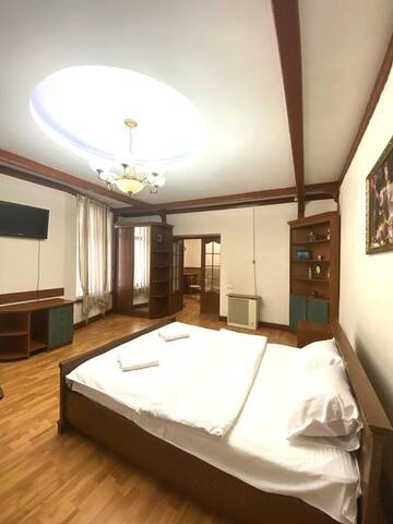 Фото номера Апартаменты с душем Апартаменты Apartment on Svobody 7 г. Львов 36