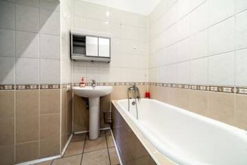 Фото номера Апартаменты с балконом Апартаменты ROMANTIC Apartments - оn Valova street г. Львов 9