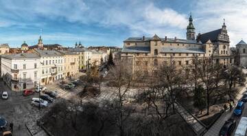 Фото номера Улучшенные апартаменты Апартаменты The heart of the Lviv г. Львов 43