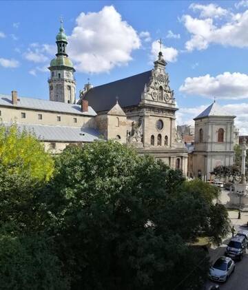 Фото номера Улучшенные апартаменты Апартаменты The heart of the Lviv г. Львов 30