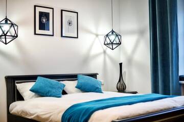 Фото номера Апартаменты с 2 спальнями Апартаменты Stylish apartment. Heart of the city г. Львов 21