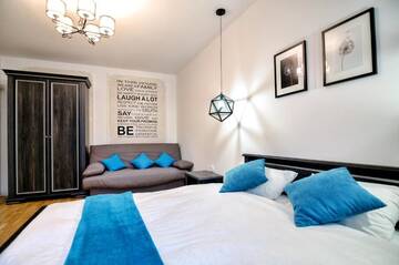 Фото номера Апартаменты с 2 спальнями Апартаменты Stylish apartment. Heart of the city г. Львов 23