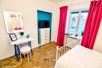 Фото номера Апартаменты с 2 спальнями Апартаменты Stylish apartment. Heart of the city г. Львов 29