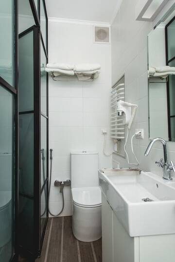 Фото номера Улучшенные апартаменты Апартаменты Apartment on Horodotska 13 г. Львов 15