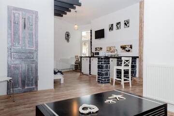 Фото номера Апартаменты-студио Апартаменты Apartment Zefir on Vynnychenka г. Львов 21