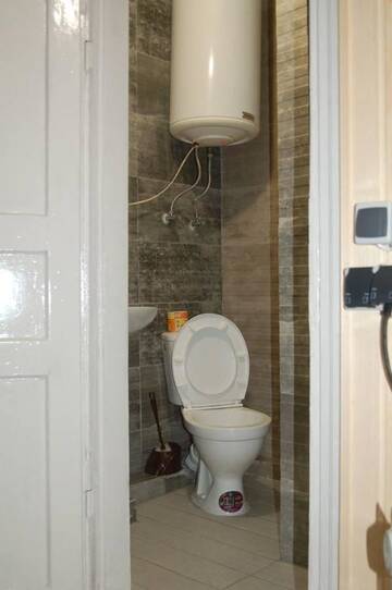 Фото номера Апартаменты - 1-й этаж Апартаменты Apartment on Stepana Bandery 37 г. Львов 5