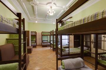 Фото номера Кровать в общем номере смешанного типа с 16 кроватями Хостелы Хостел «Leosphere» г. Львов 6