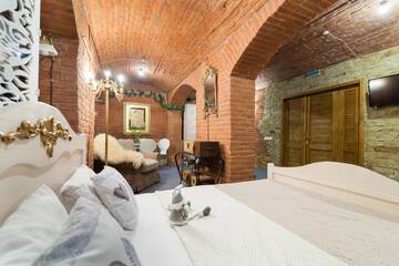 Фото номера Cемейный номер с собственной ванной комнатой Отель Family Hotel г. Львов 9