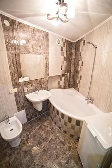 Фото номера Апартаменты с 2 спальнями Апартаменты Apartments on Svobody Avenue- the center of Lviv г. Львов 21