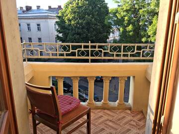 Фото номера Двухместный номер с 1 кроватью и балконом Хостелы New York Hostel г. Львов 6