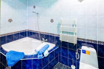 Фото номера Двухуровневые апартаменты Апартаменты 2kh Urovnievyie Apartamenty г. Львов 20