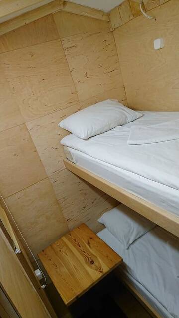 Фото номера Двухместный номер-капсула Хостелы AntiHostel Forrest г. Львов 6