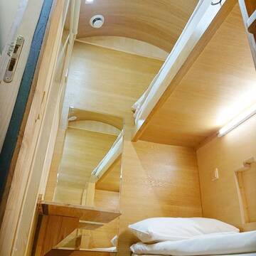 Фото номера Капсула Хостелы AntiHostel Forrest г. Львов 22
