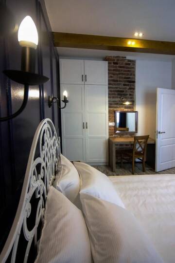 Фото номера Апартаменты с 1 спальней Апартаменты Potocki Apartments г. Львов 2