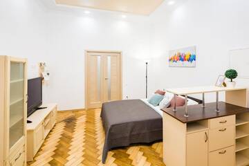 Фото номера Апартаменты с балконом Апартаменты Bright and cozy apart with balcony г. Львов 27