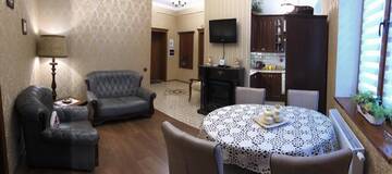 Фото номера Апартаменты с 2 спальнями Апартаменты Apartment on Franka г. Львов 7