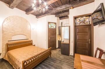 Фото номера Апартаменты-студио Апартаменты Apartment on Valova 16-2- 2 minutes to Market Square г. Львов 20