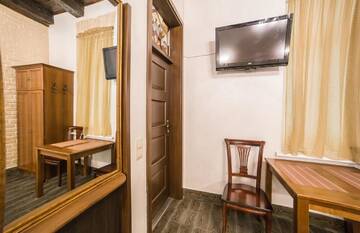 Фото номера Апартаменты-студио Апартаменты Apartment on Valova 16-2- 2 minutes to Market Square г. Львов 7