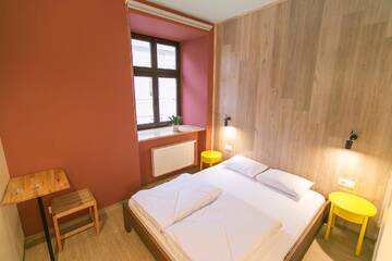 Фото номера Двухместный номер с 1 кроватью Отель DREAM Inn Lviv г. Львов 4