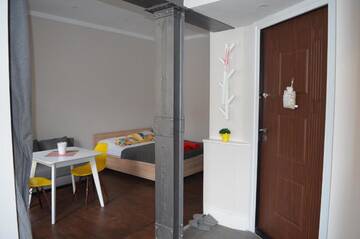 Фото номера Апартаменты Апартаменты Sunny Studio in the center of Lviv г. Львов 63