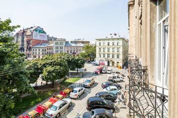 Фото номера Апартаменты с 3 спальнями Апартаменты Apartment on Valova 9 г. Львов 71