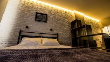 Фото номера Апартаменты с балконом Апартаменты Foxy Lviv г. Львов 30
