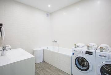 Фото номера Апартаменты Делюкс Апартаменты V.I.P apartment г. Львов 11