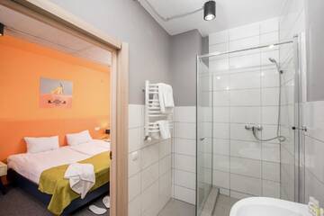 Фото номера Бюджетный двухместный номер с 1 кроватью Отель Jam Hotel Hnatyuka г. Львов 12
