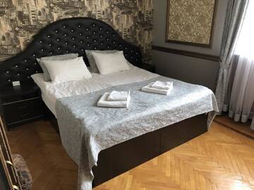 Фото номера Улучшенный номер с кроватью размера «king-size» Отель Fortetsya Malehiv г. Львов 7