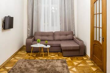 Фото номера Апартаменты с 2 спальнями Апартаменты Three-room apartment г. Львов 26