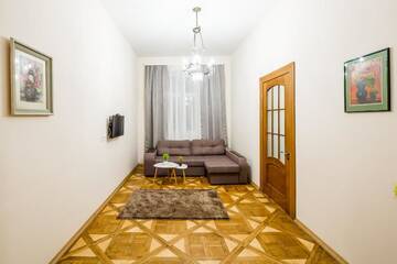 Фото номера Апартаменты с 2 спальнями Апартаменты Three-room apartment г. Львов 22