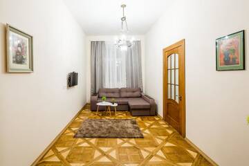 Фото номера Апартаменты с 2 спальнями Апартаменты Three-room apartment г. Львов 9