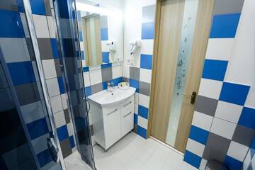 Фото номера Трехместный номер Отели типа «постель и завтрак» Discovery B&amp;B г. Львов 9