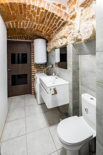 Фото номера Апартаменты - 1-й этаж Апартаменты Stylish apartment - Rynok Square 44 г. Львов 18