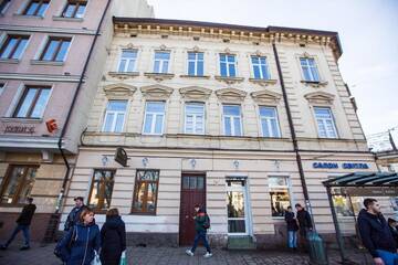 Фото номера Апартаменты с 1 спальней Апартаменты Однокомнатная Форум-центр г. Львов 50