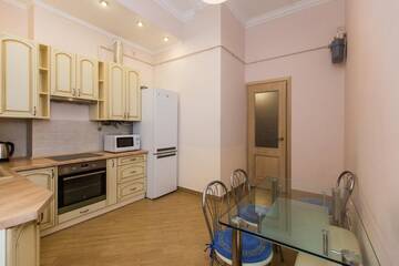 Фото номера Апартаменты Апартаменты 3 rooms apartments in the city centr г. Львов 55